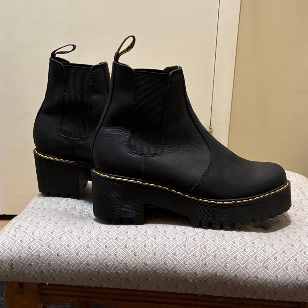 Dr.Martens Rometty Boots